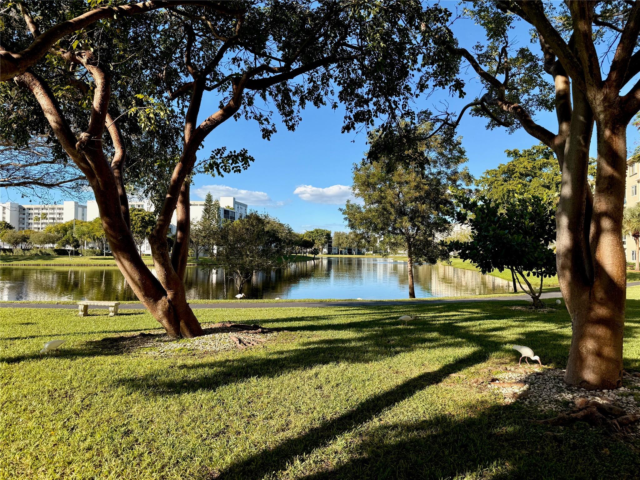 2112 S Cypress Bend Dr 508