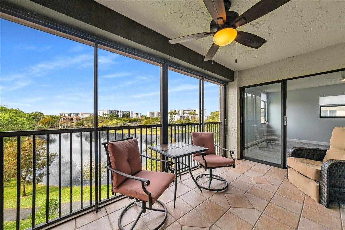 2112 S Cypress Bend Dr 508