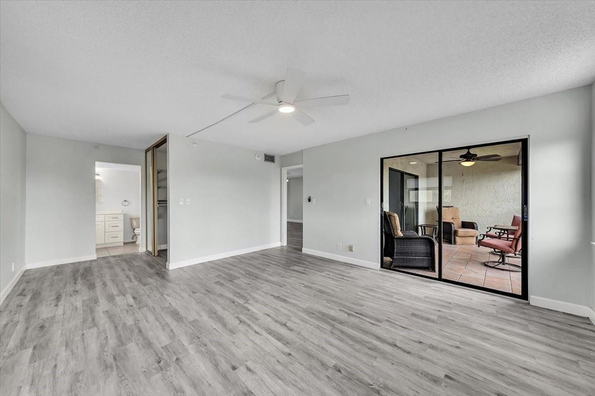 2112 S Cypress Bend Dr 508