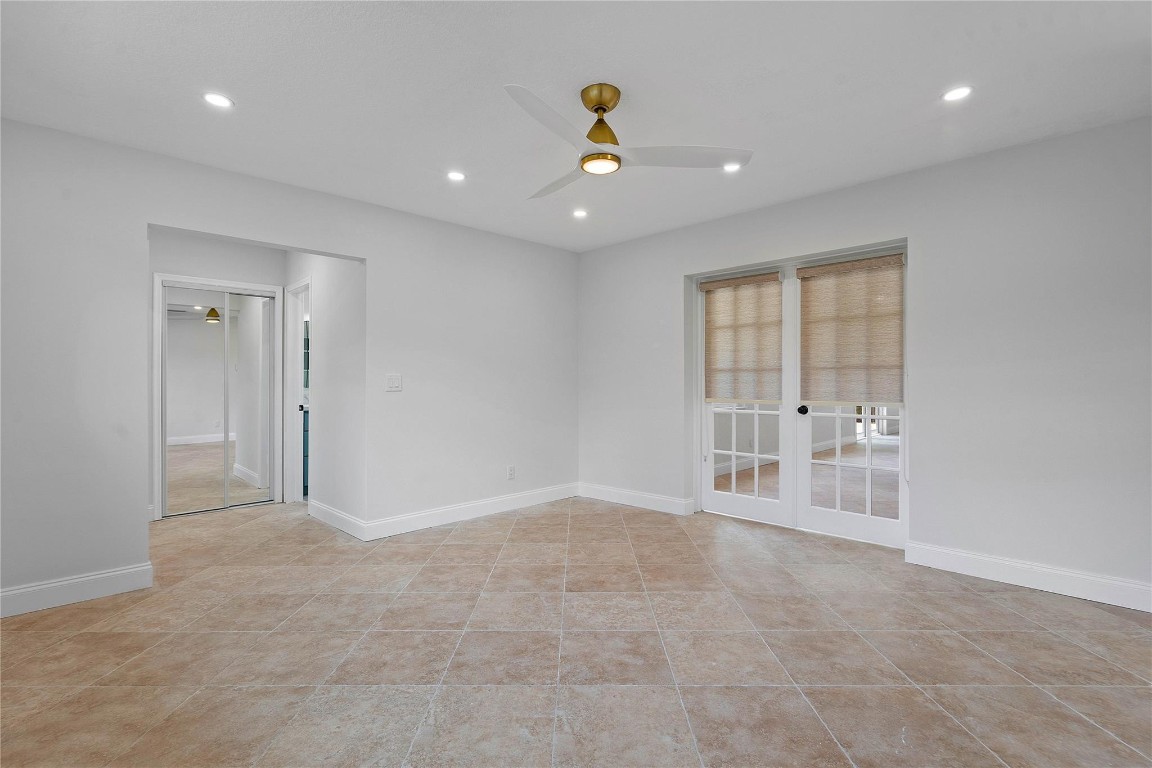 5206 Cleveland Street, Hollywood