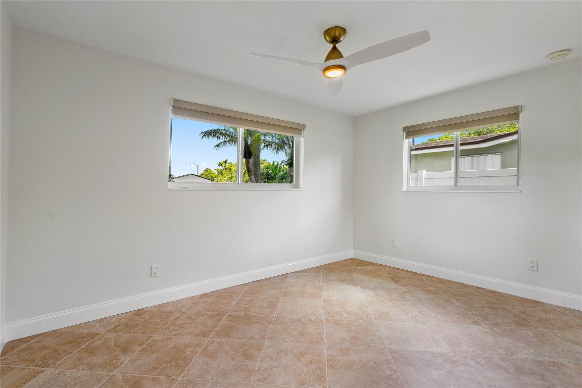 5206 Cleveland Street, Hollywood