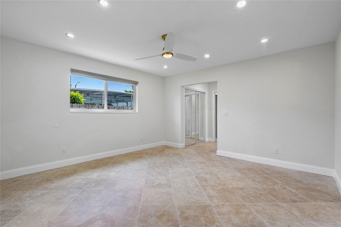 5206 Cleveland Street, Hollywood