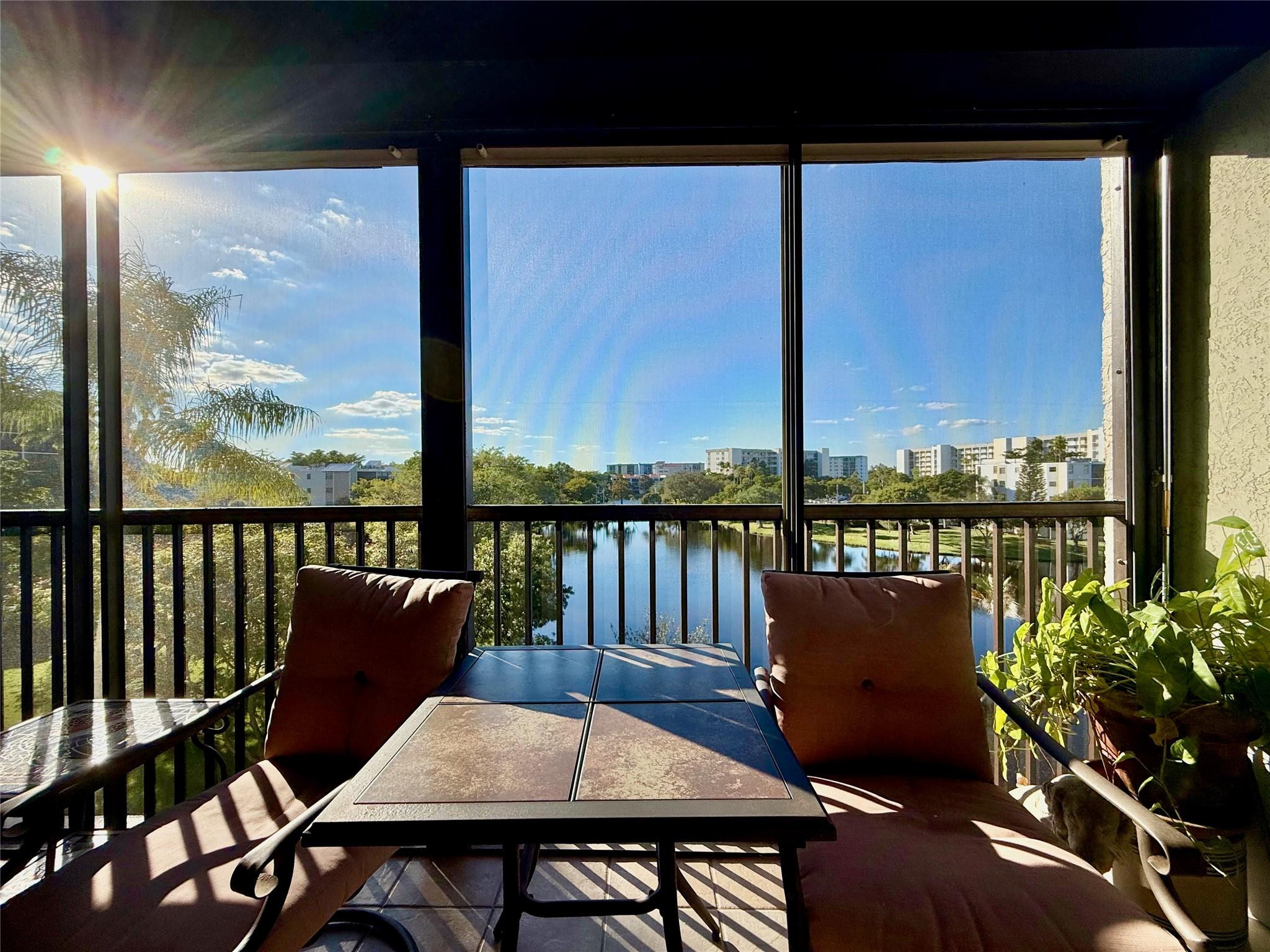 2112 S Cypress Bend Drive 508