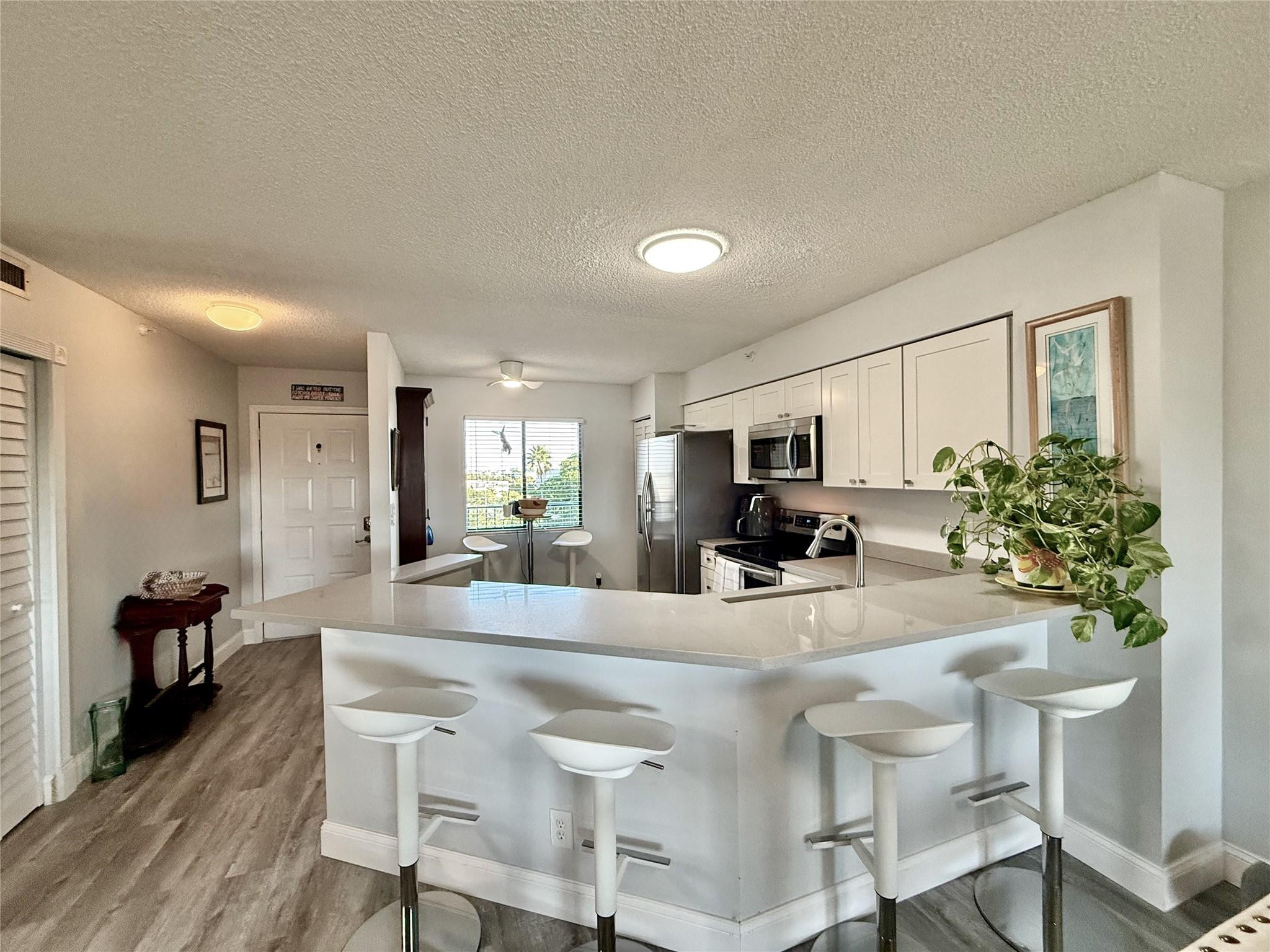 2112 S Cypress Bend Drive 508