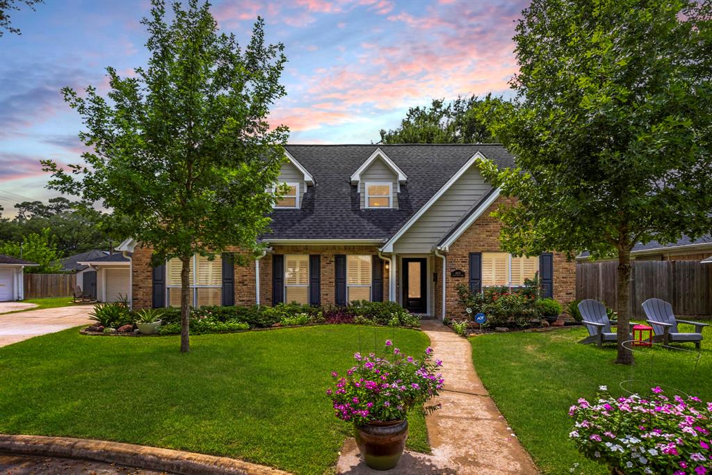 4907 Twin Candle Drive