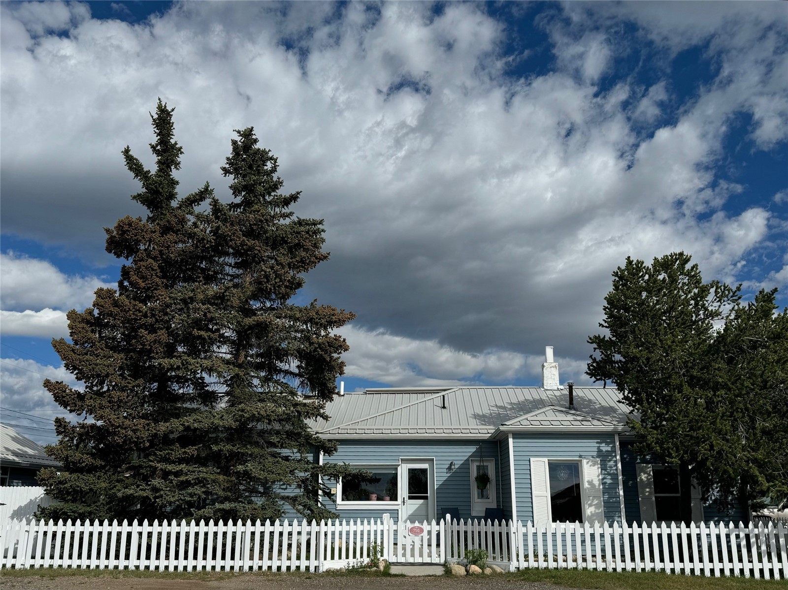 791 Hathaway STREET