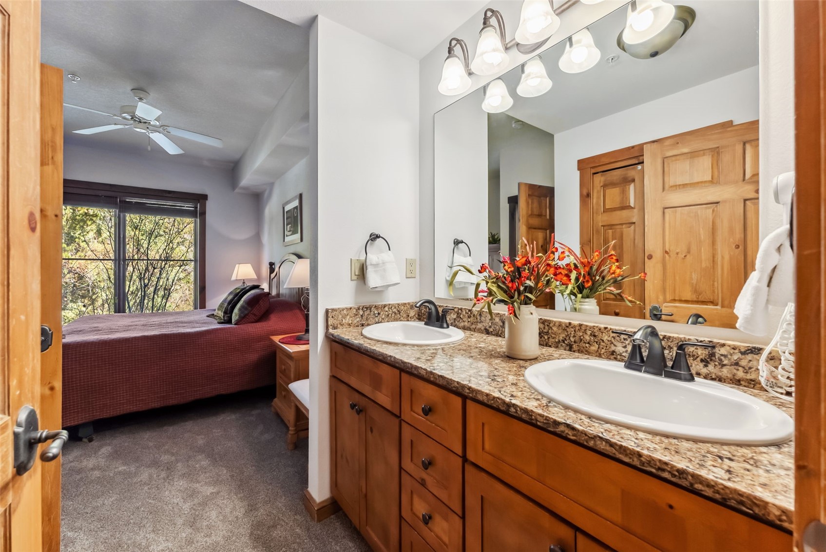 17 Lake Ridge CIRCLE 1826