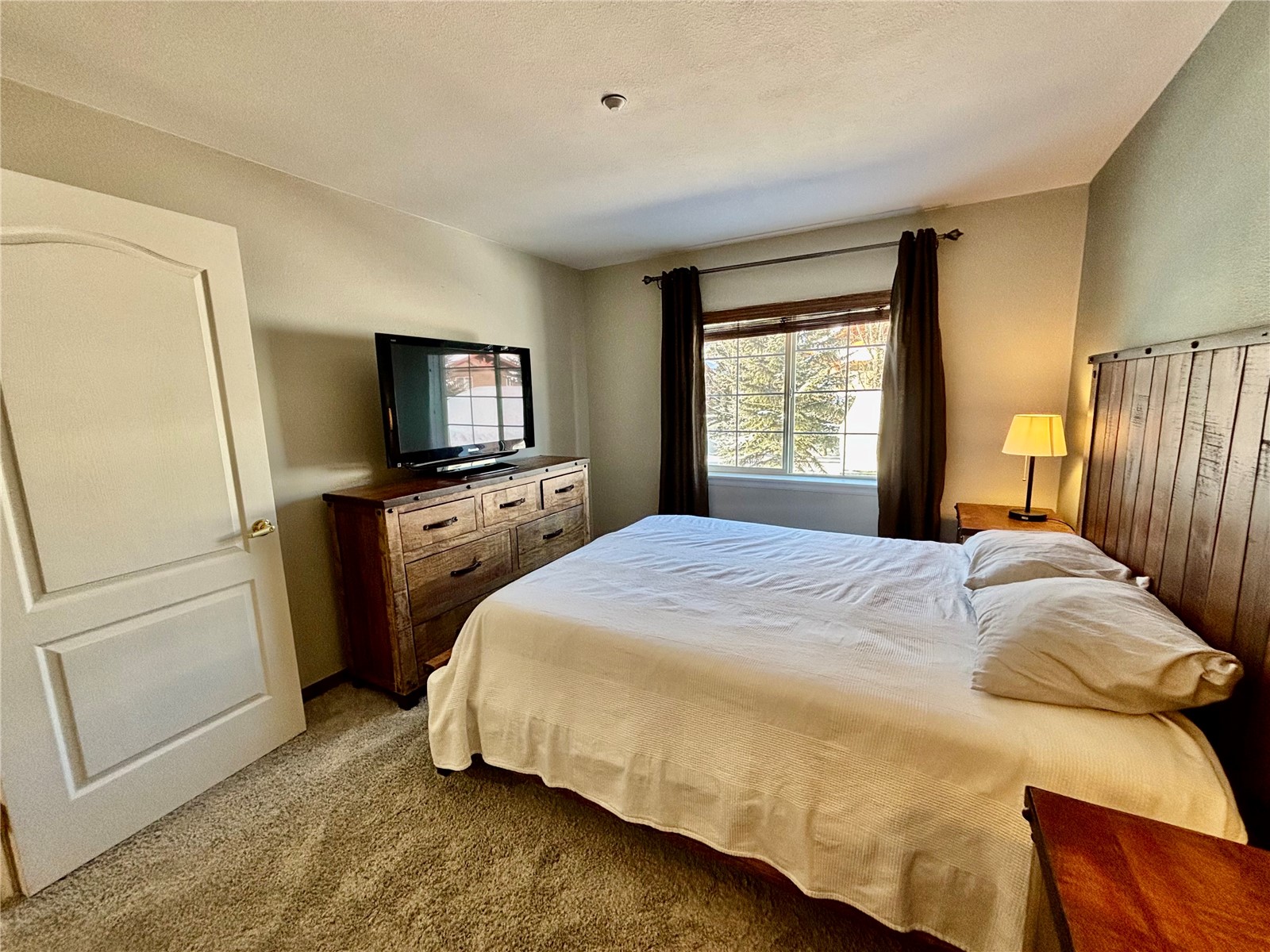 183 Pelican CIRCLE 1301