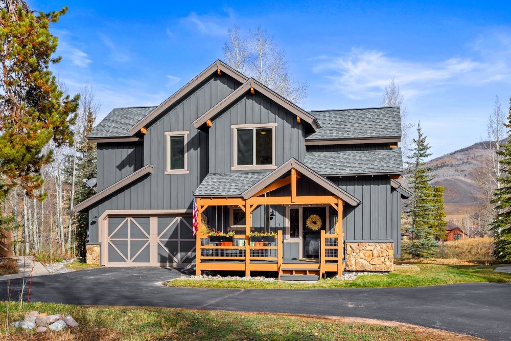 402 Kestrel Lane