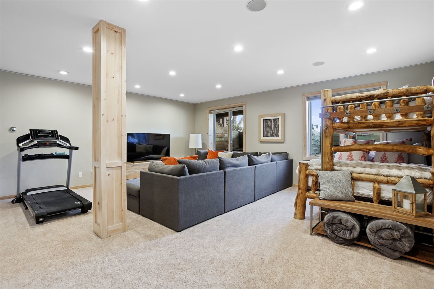 402 Kestrel Lane