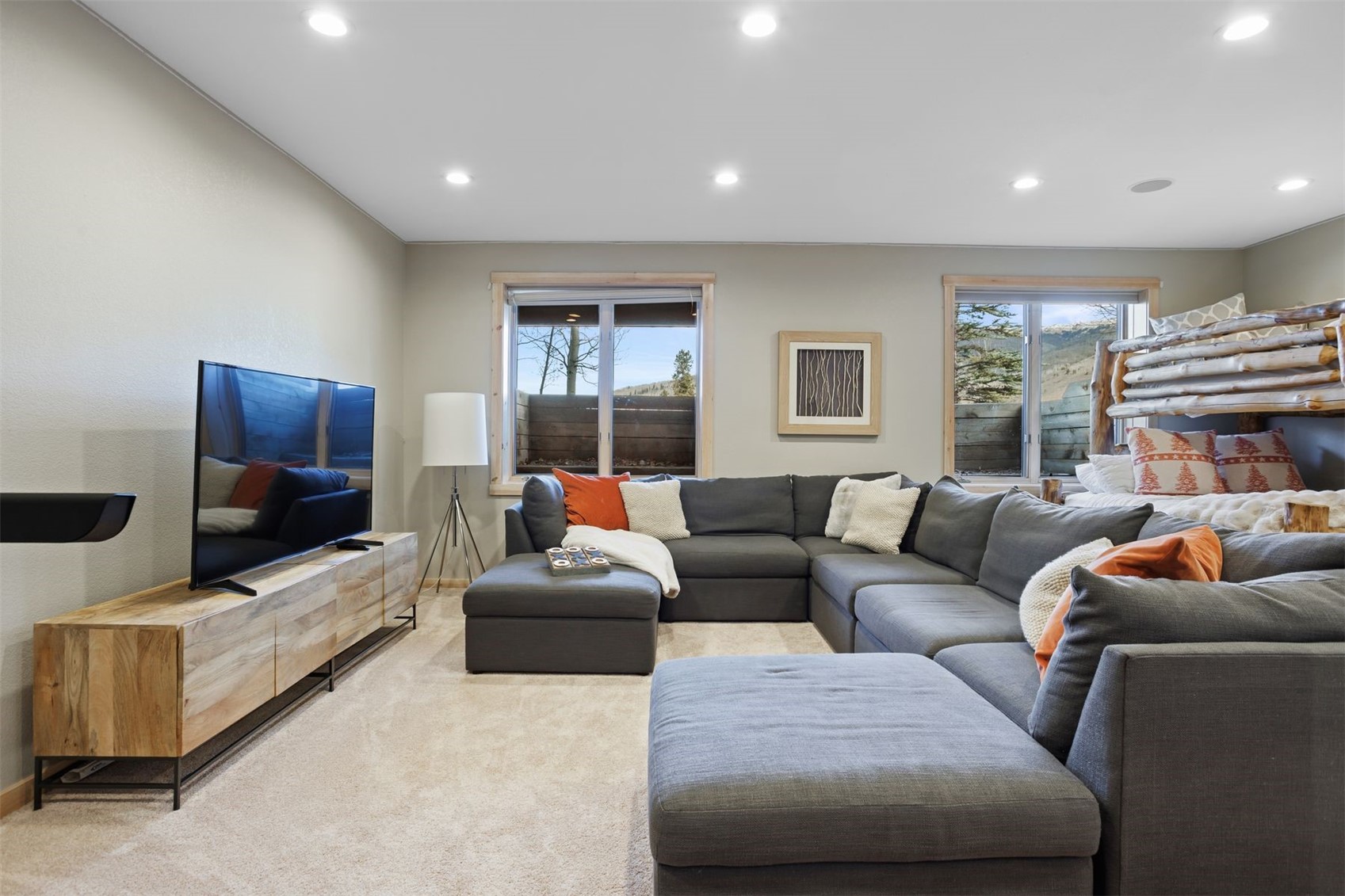 402 Kestrel Lane