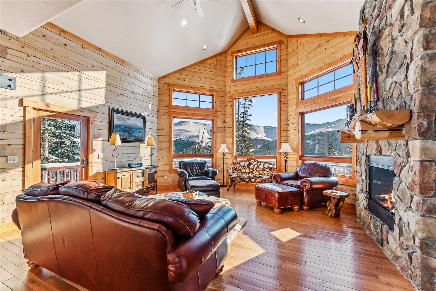 351 Kimmes LANE