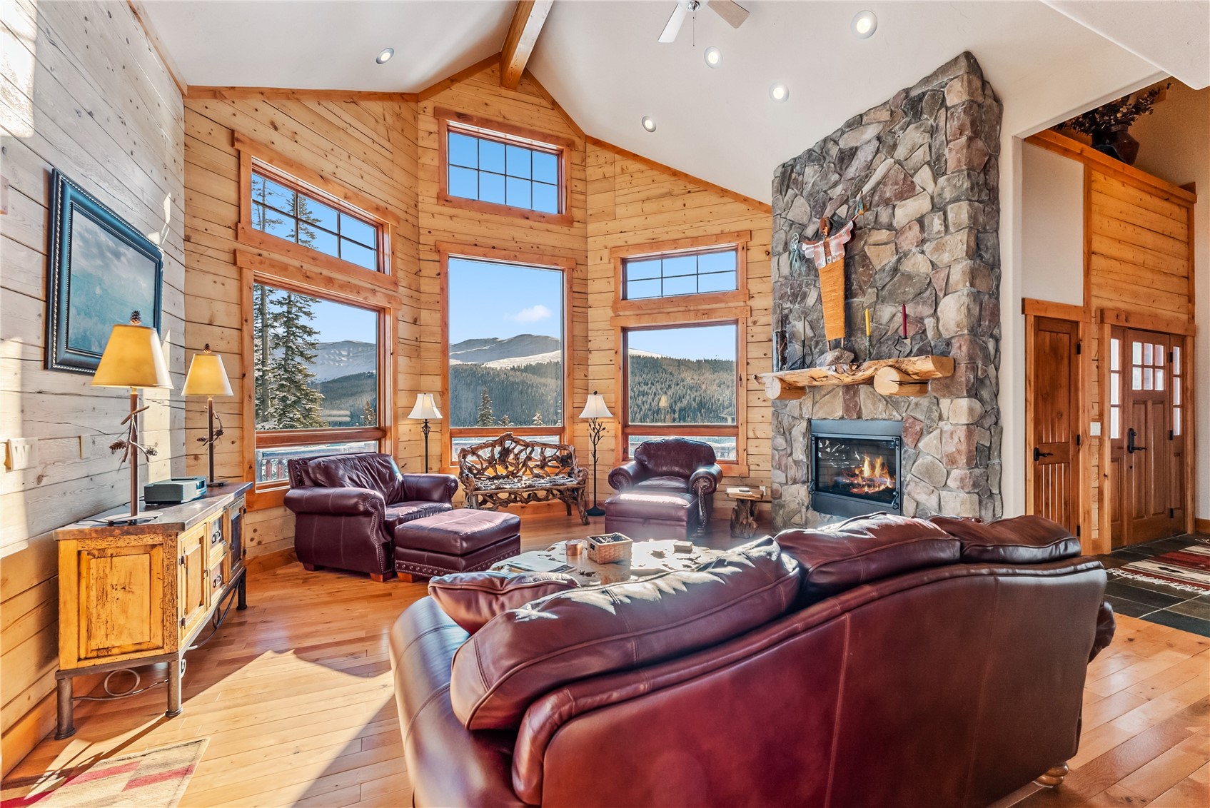 351 Kimmes LANE