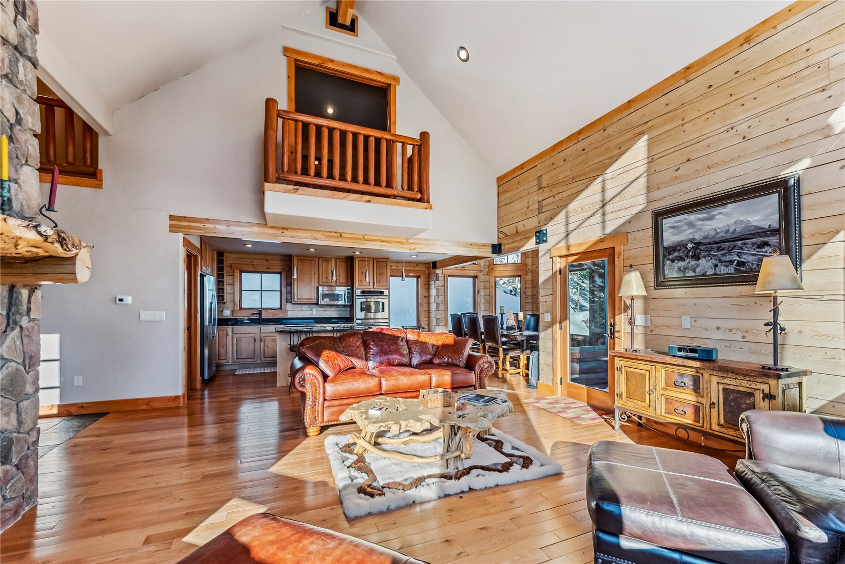 351 Kimmes LANE