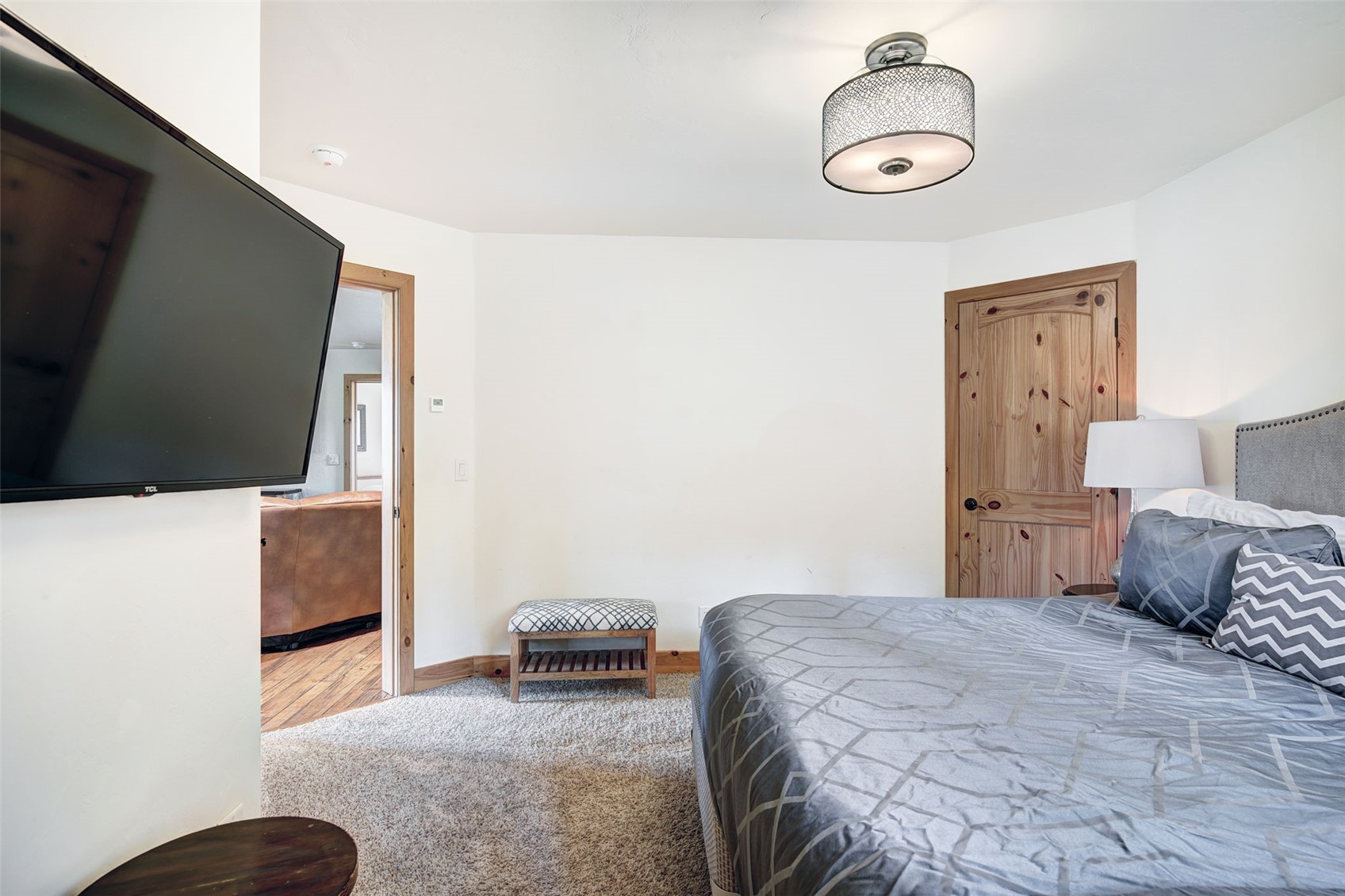 419 Silver CIRCLE