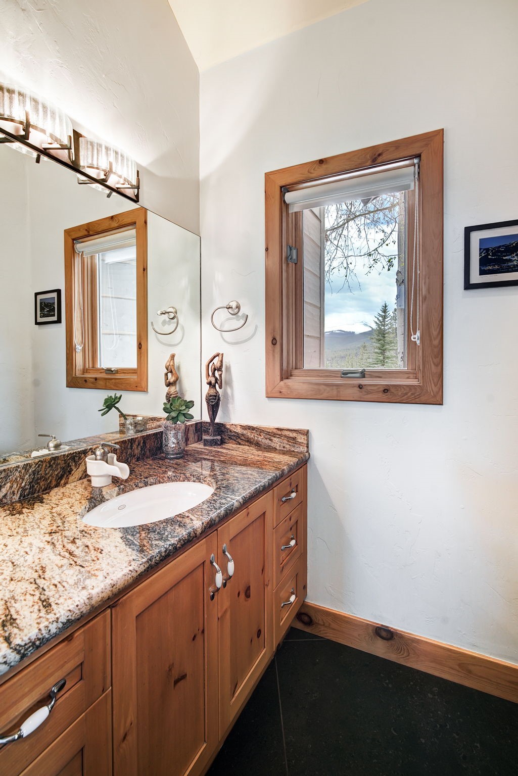 419 Silver CIRCLE