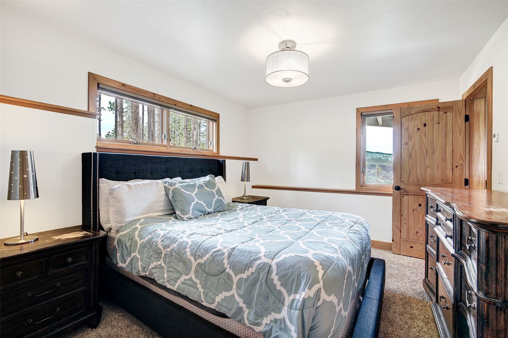 419 Silver CIRCLE