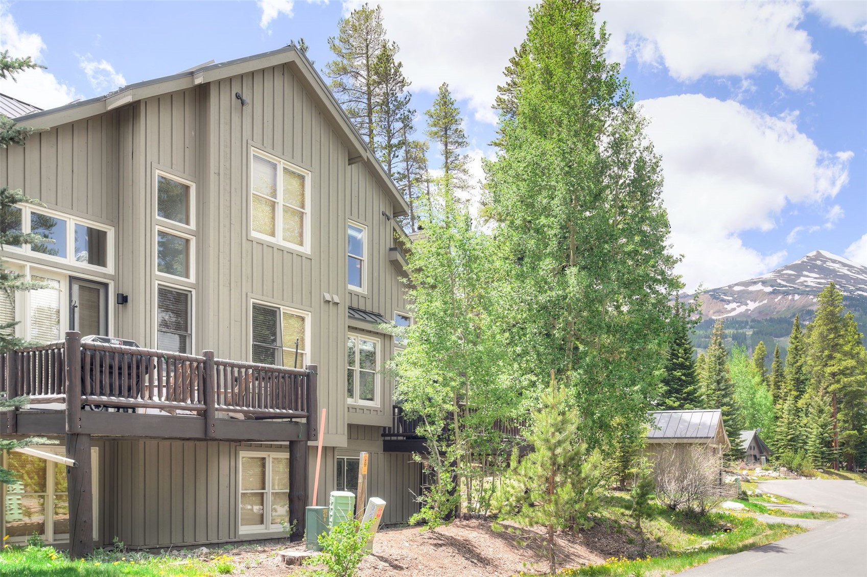 293 Settlers DRIVE