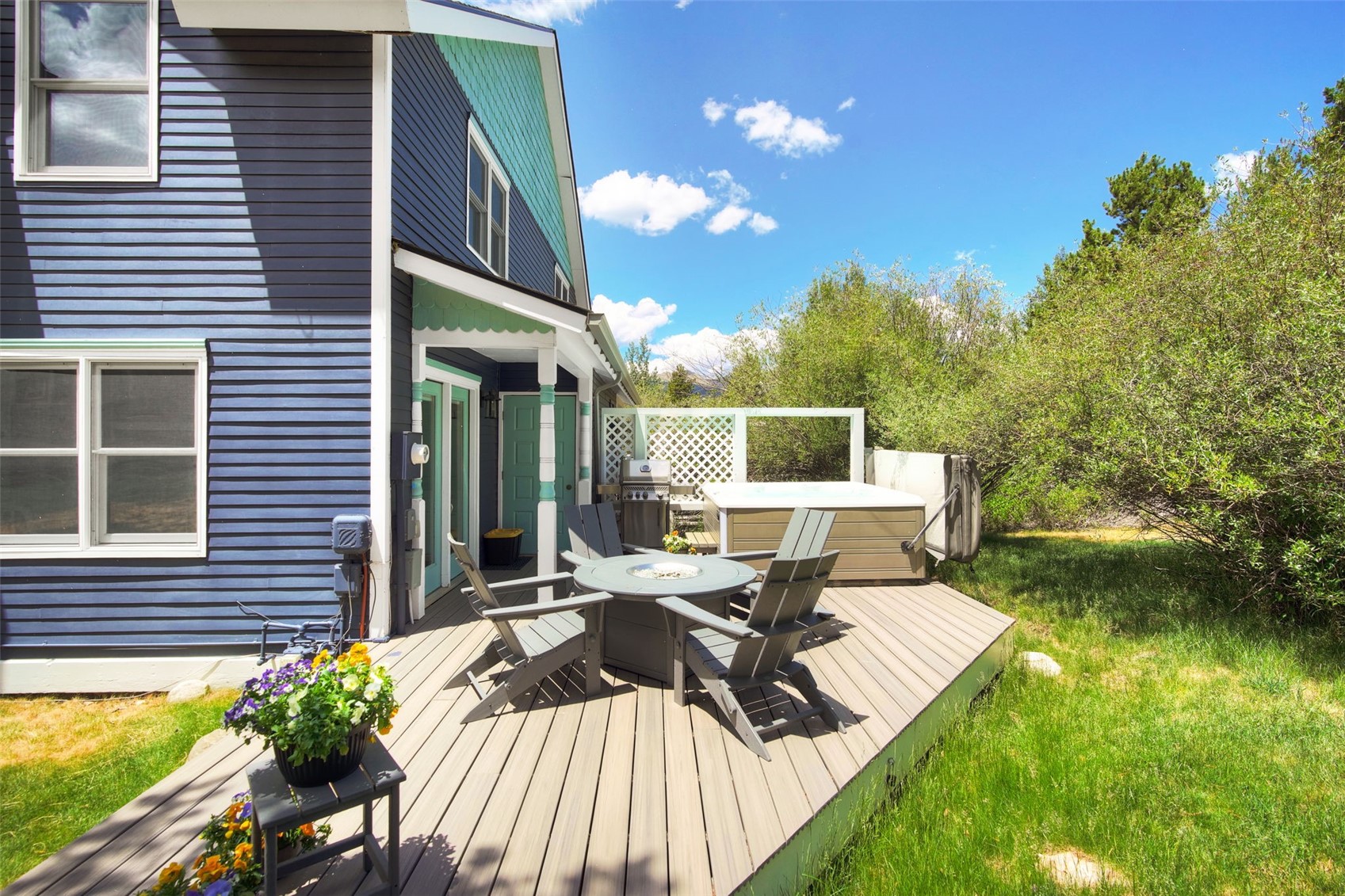 196 Wellington ROAD 196