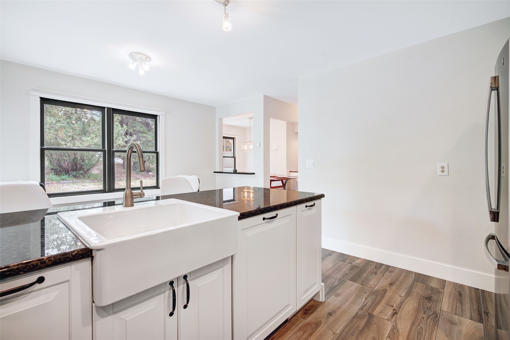 196 Wellington ROAD 196