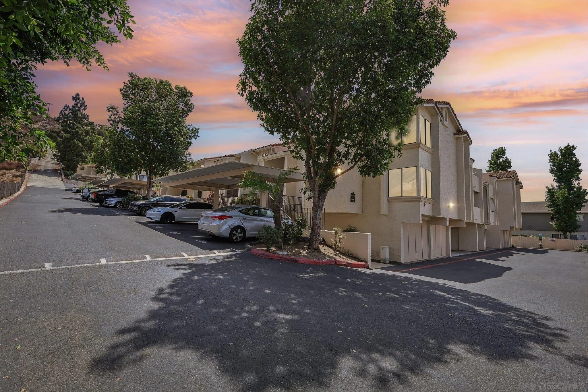 8731 Graves Ave Unit 32