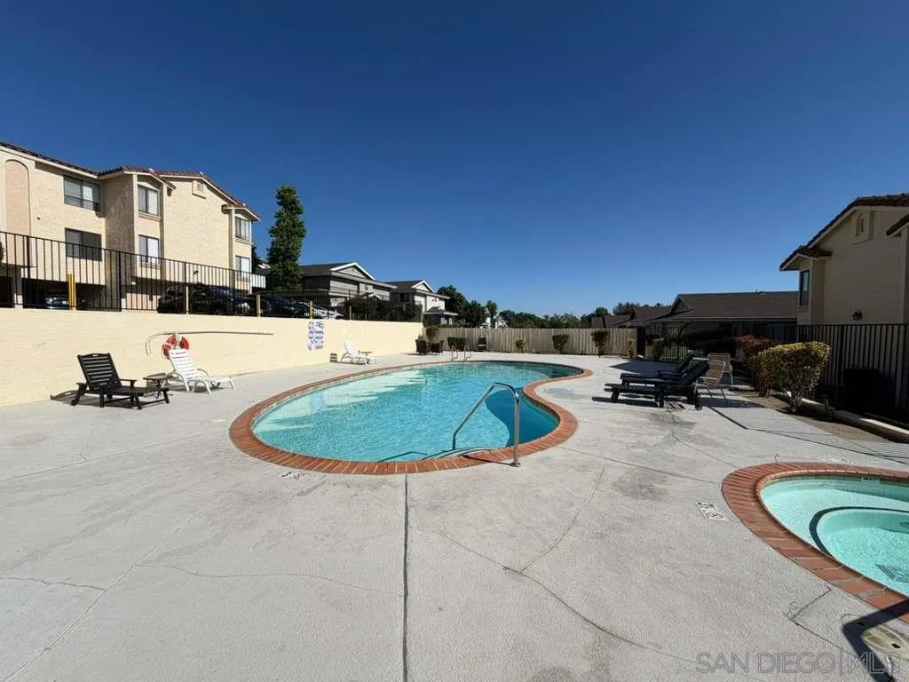 8731 Graves Ave Unit 32