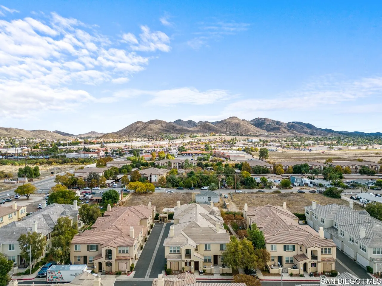 1800 E Lakeshore Dr UNIT 2601