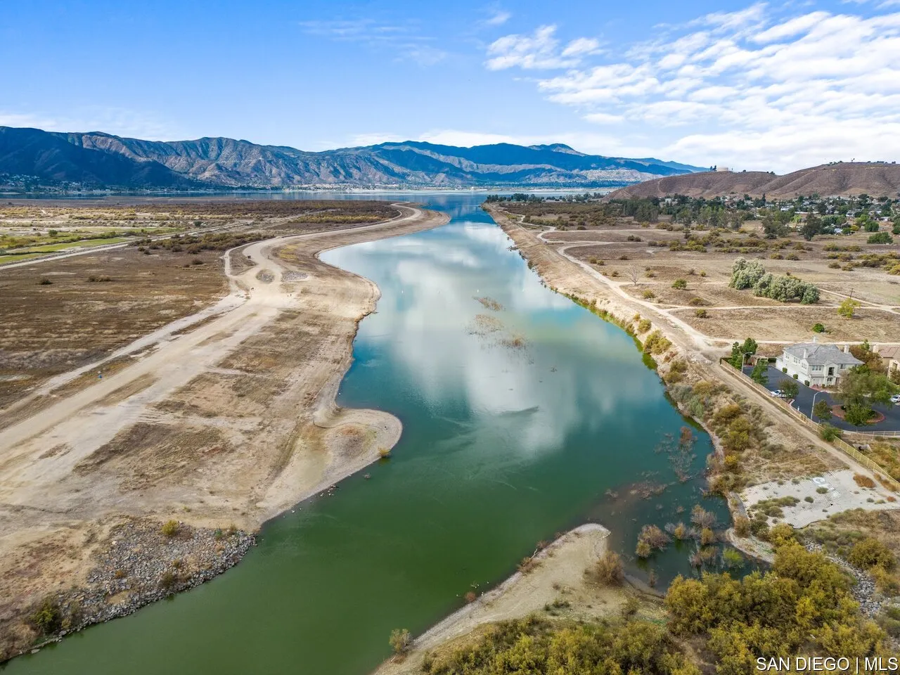 1800 E Lakeshore Dr UNIT 2601