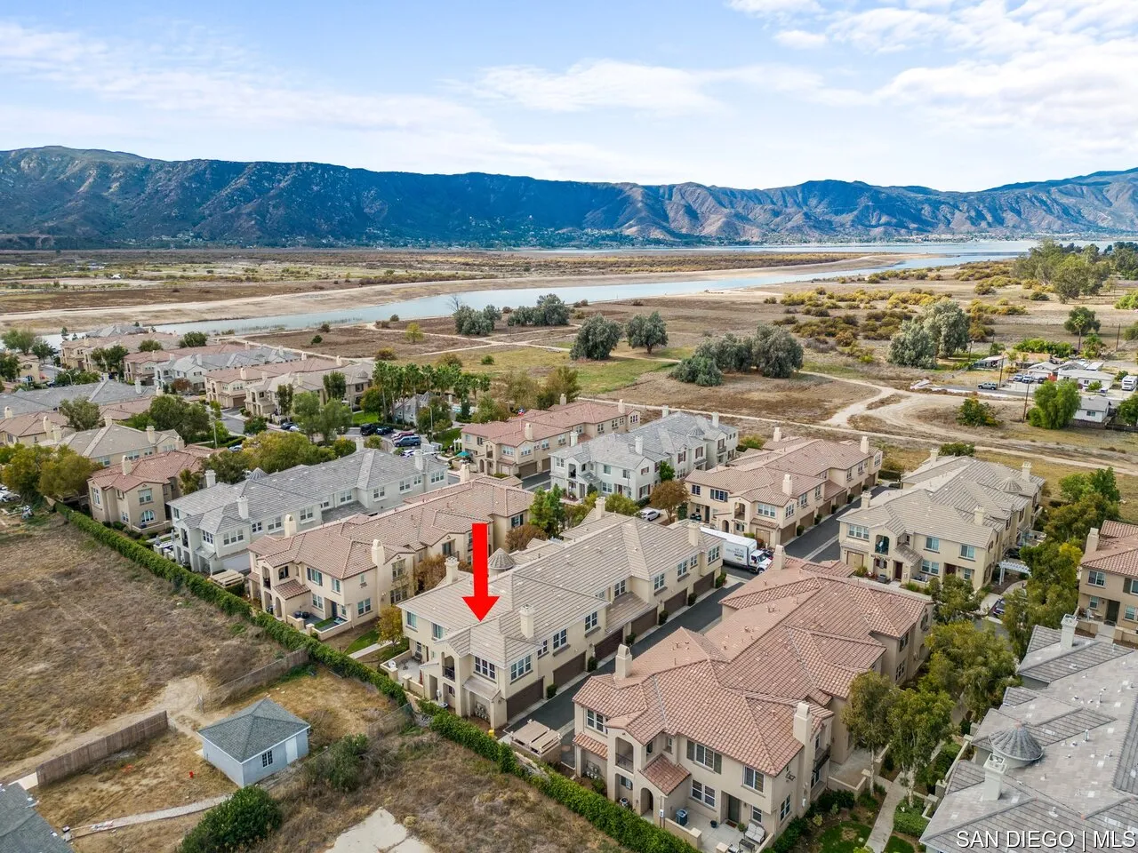 1800 E Lakeshore Dr UNIT 2601