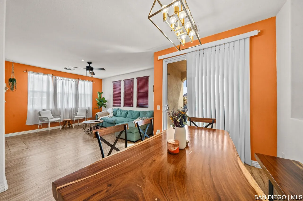 1800 E Lakeshore Dr UNIT 2601