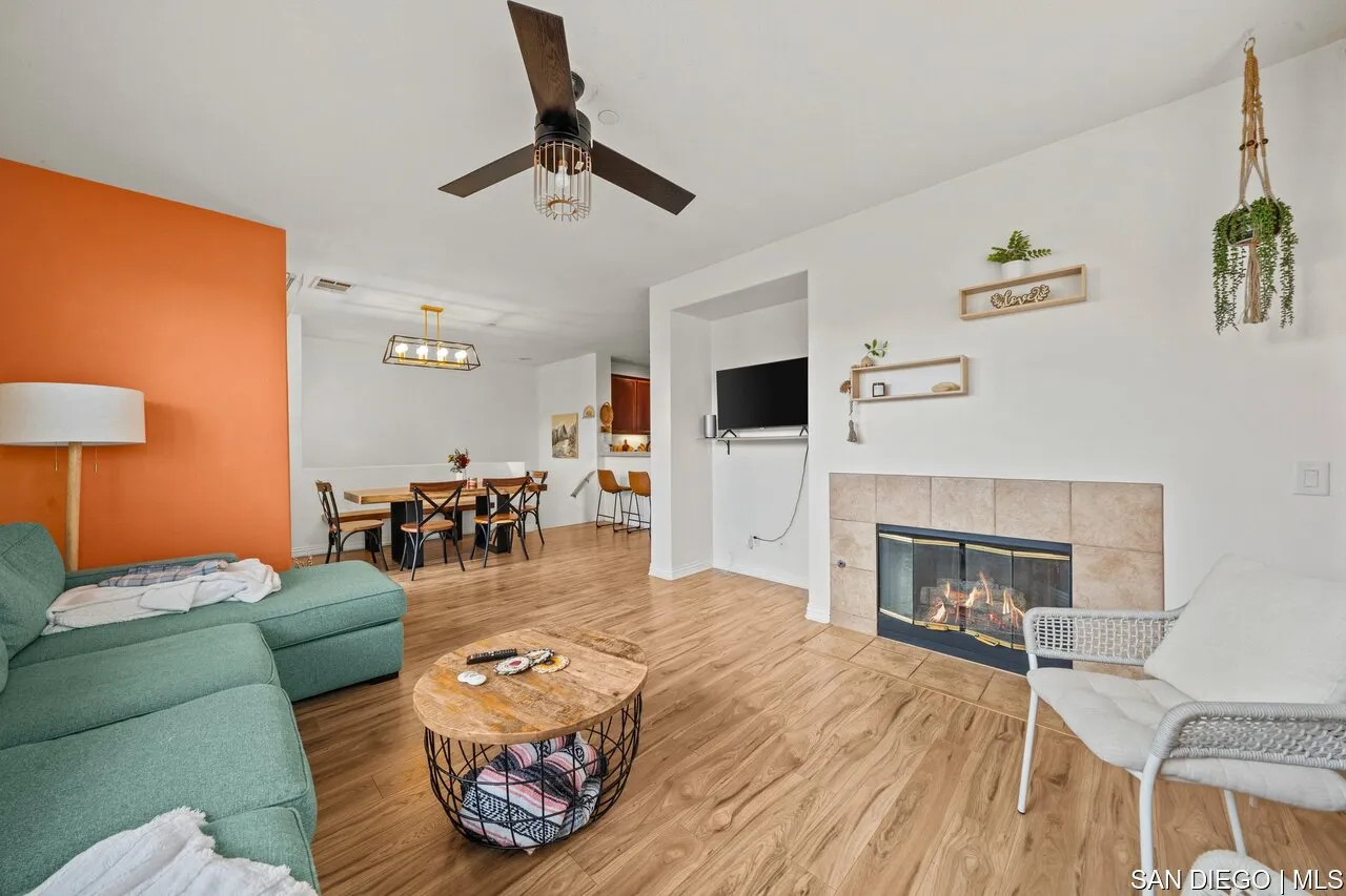 1800 E Lakeshore Dr UNIT 2601