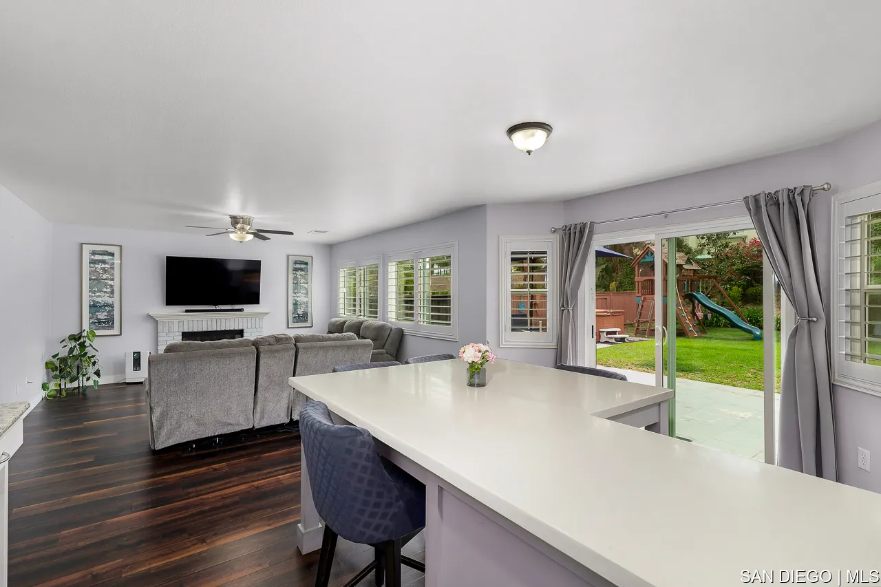 2648 Noble Canyon Rd