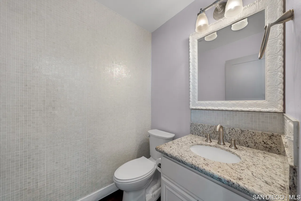 2648 Noble Canyon Rd