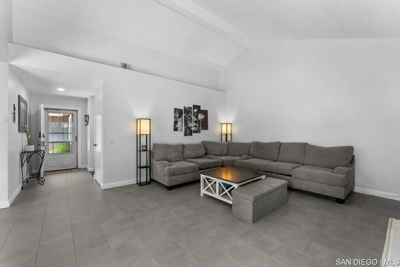 4309 Diegos Ct