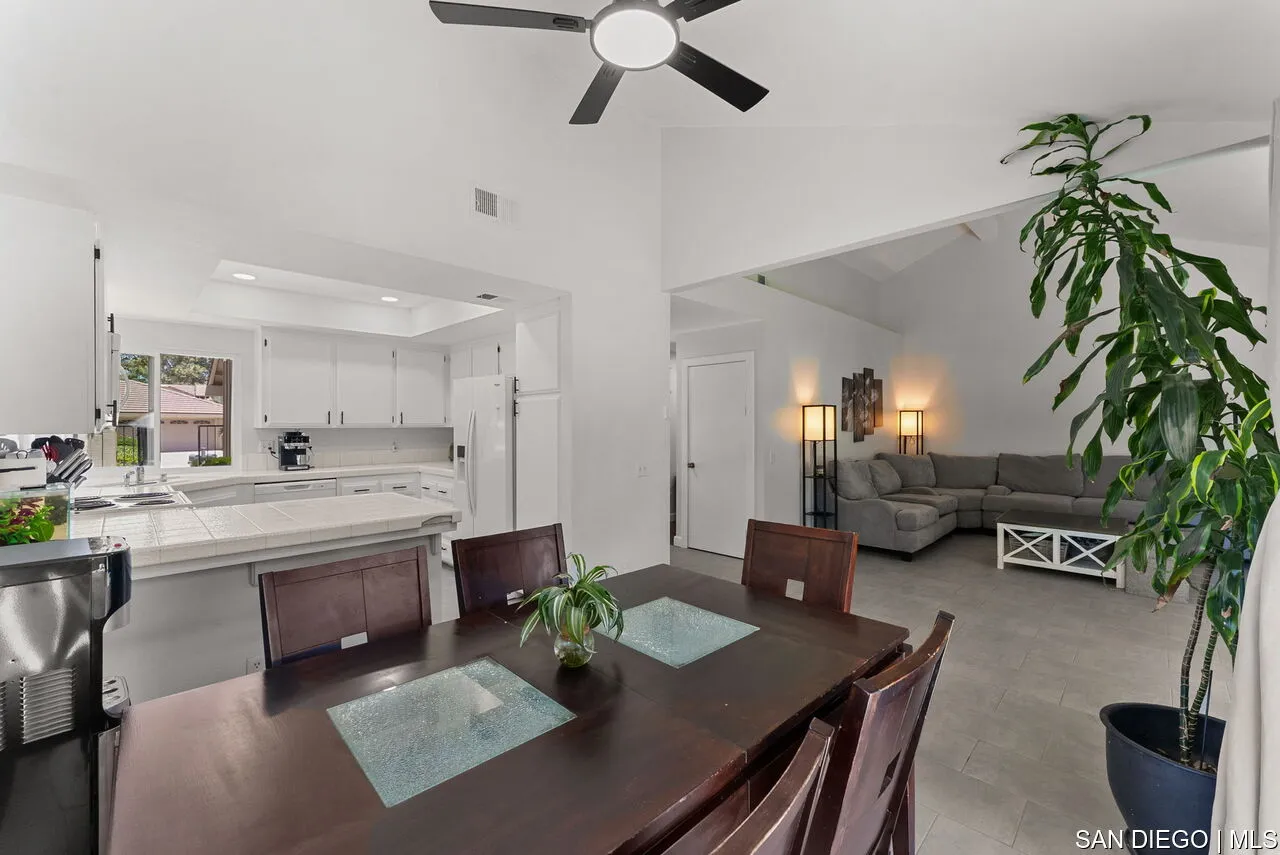 4309 Diegos Ct
