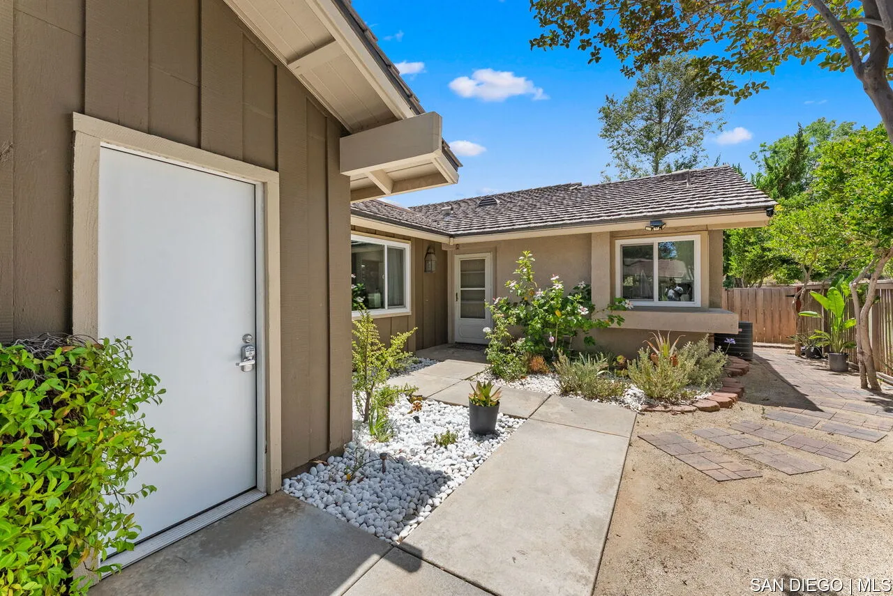 4309 Diegos Ct