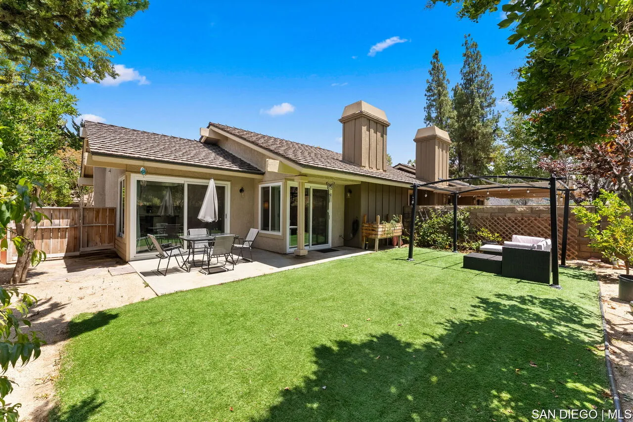 4309 Diegos Ct