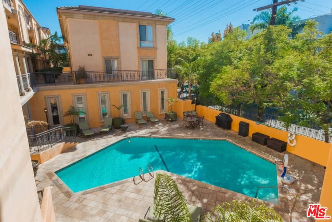 1000 S Westgate Ave Unit: 209