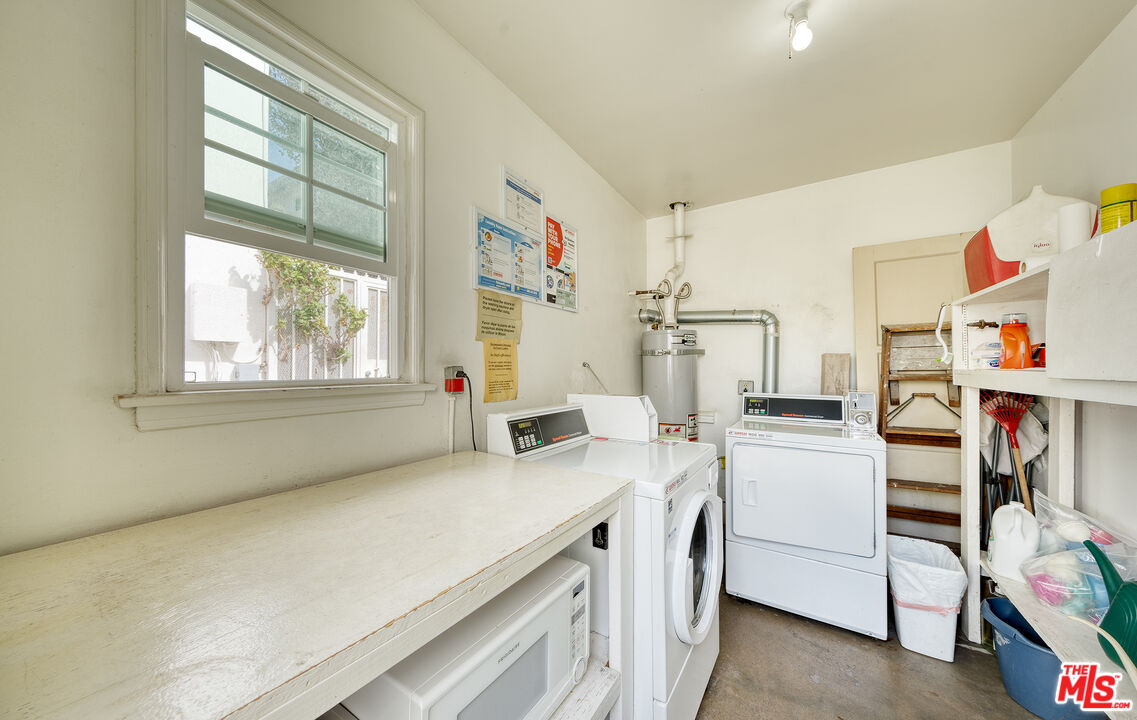 1518 Yale St Unit: 1