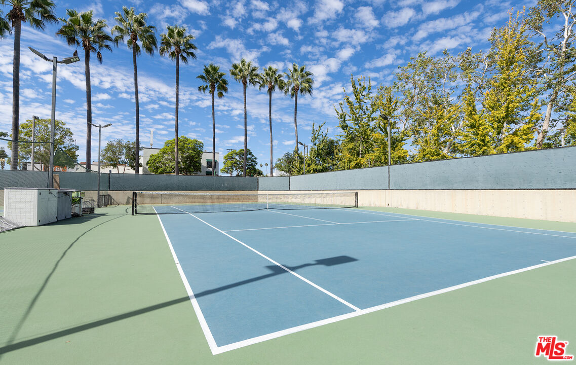 1517 Harvard St Unit: 3