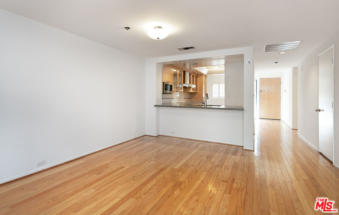 2910 Neilson Way Unit: 308