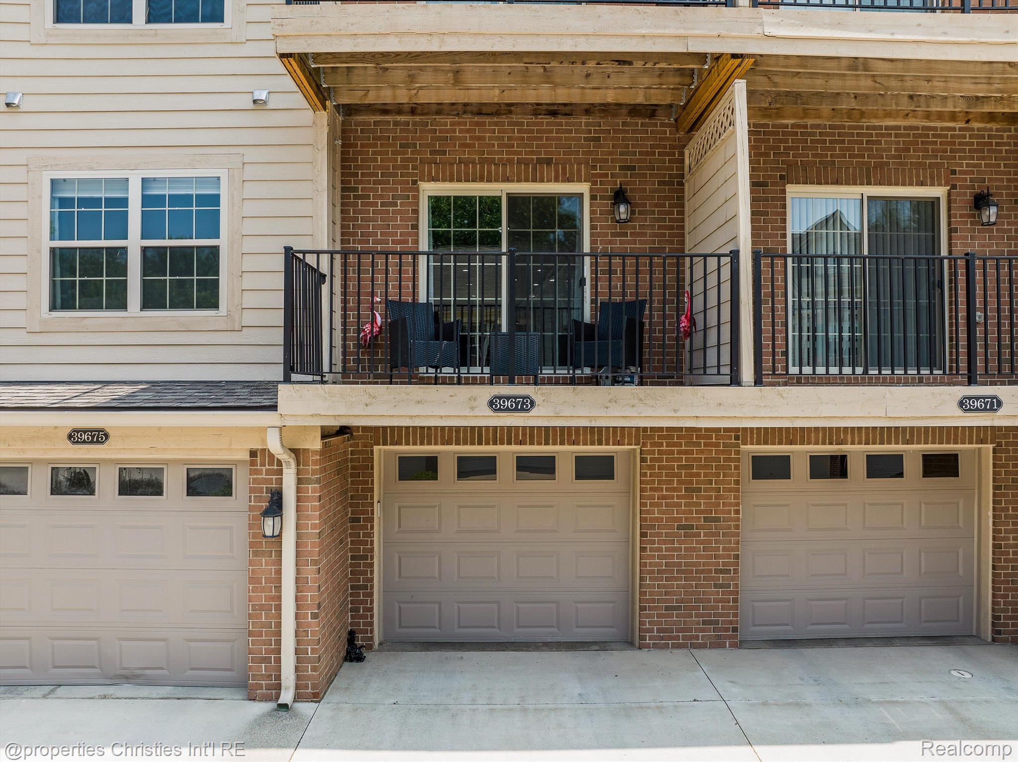 39673 Springwater Drive