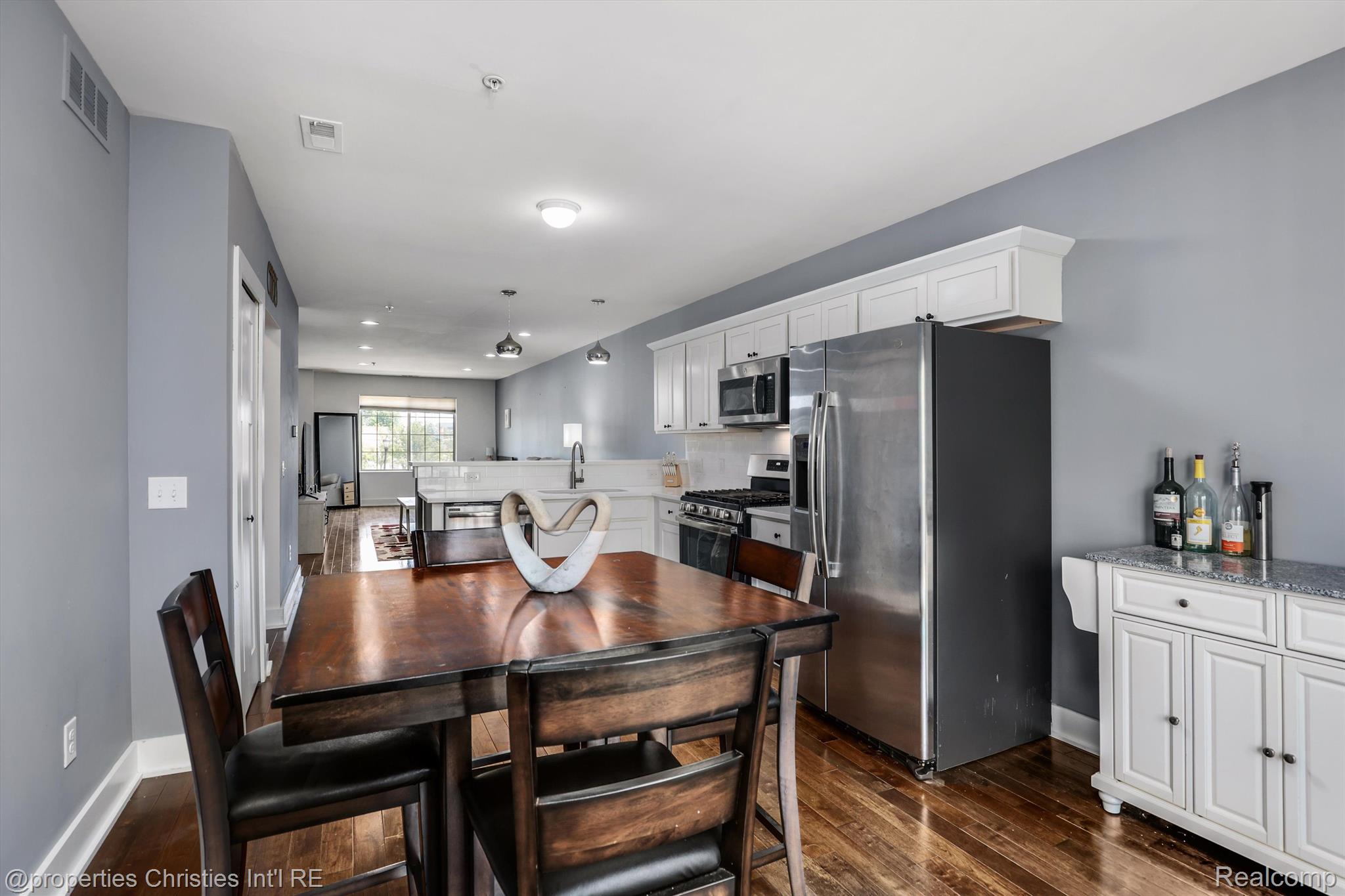 39673 Springwater Drive