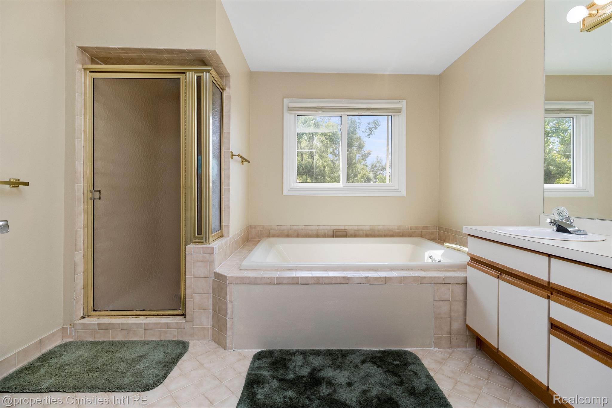 29731 Canterbury Court