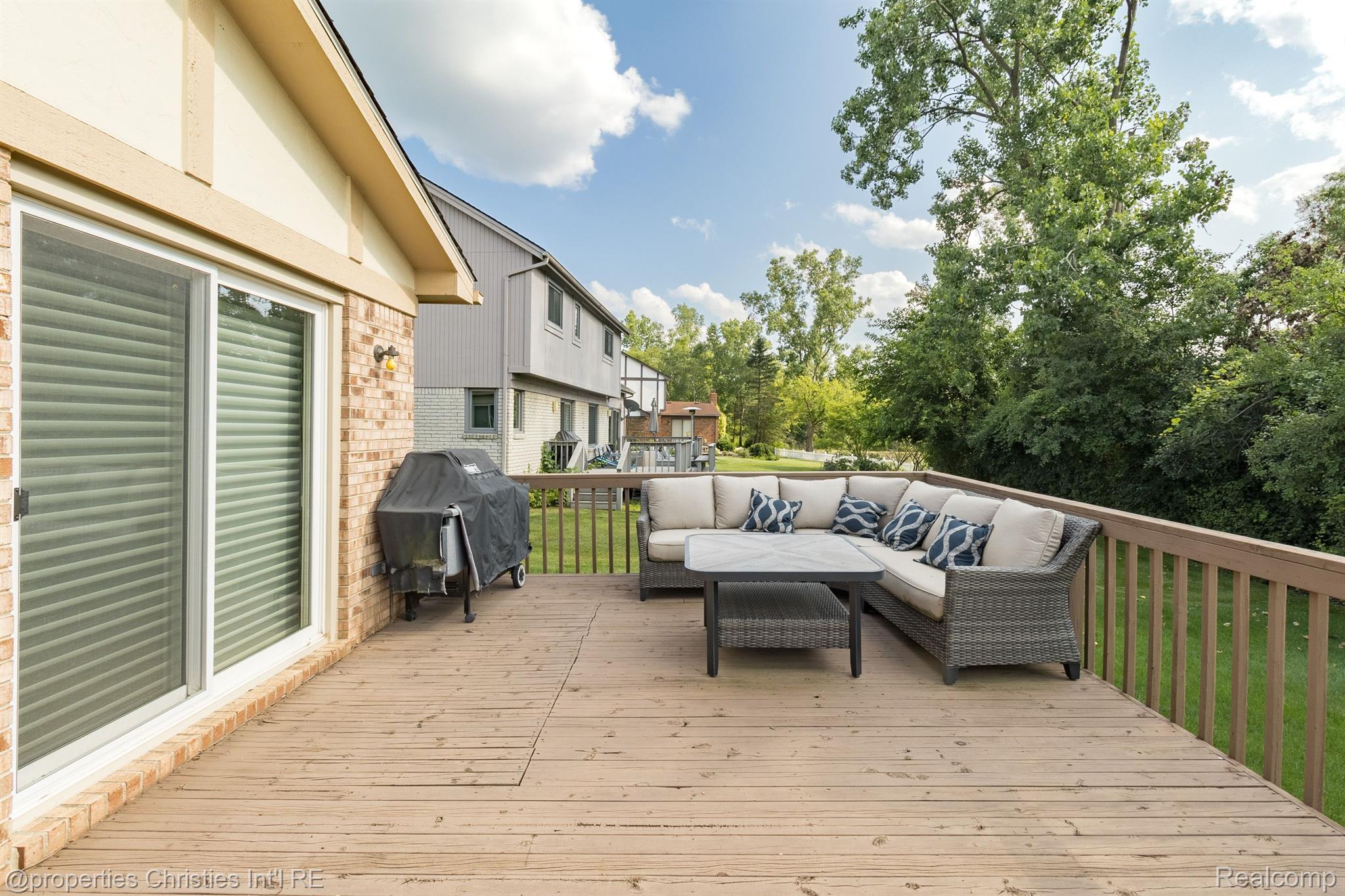 29731 Canterbury Court