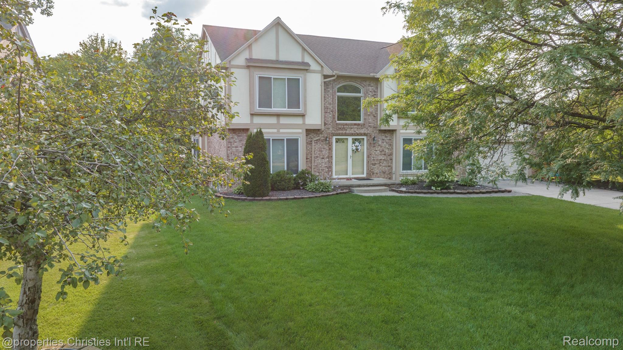 29731 Canterbury Court