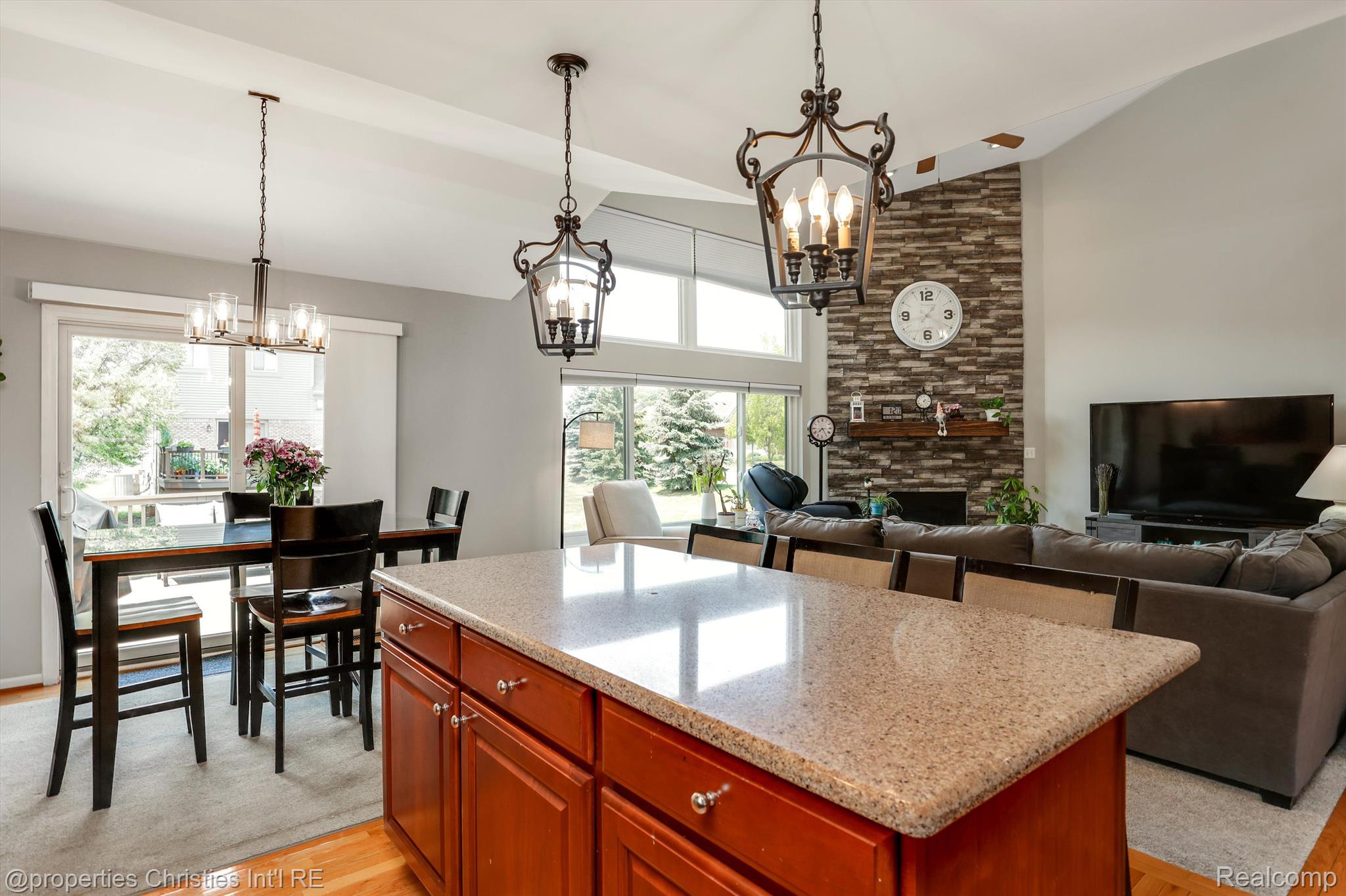 20657 Golf Ridge Circle