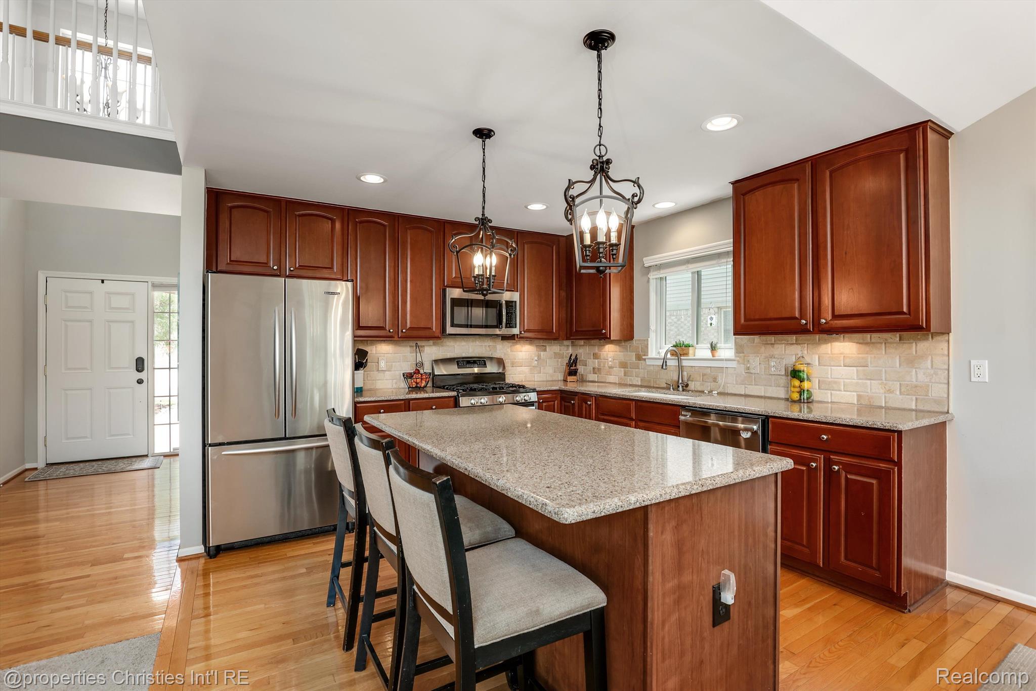 20657 Golf Ridge Circle