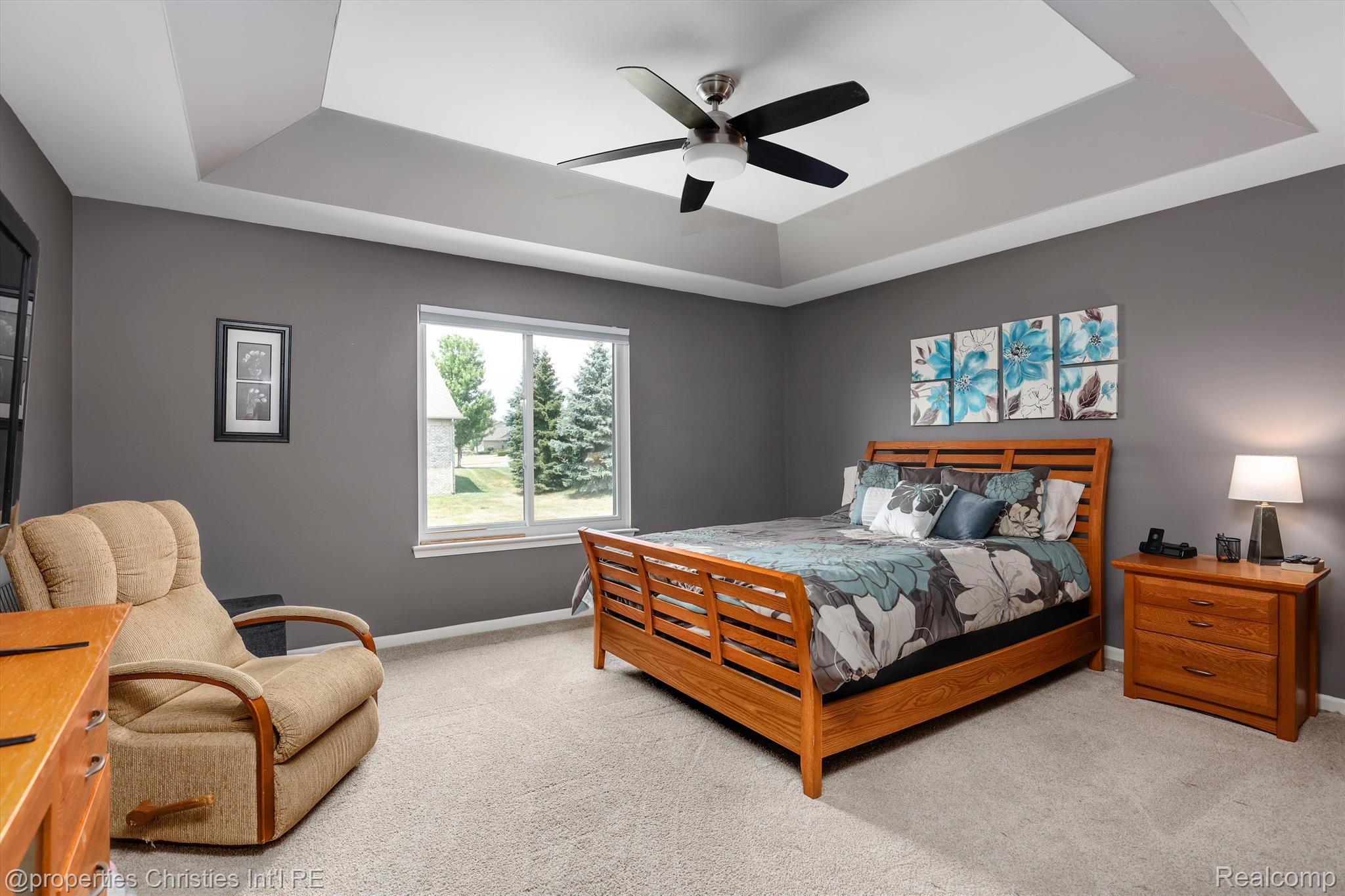 20657 Golf Ridge Circle