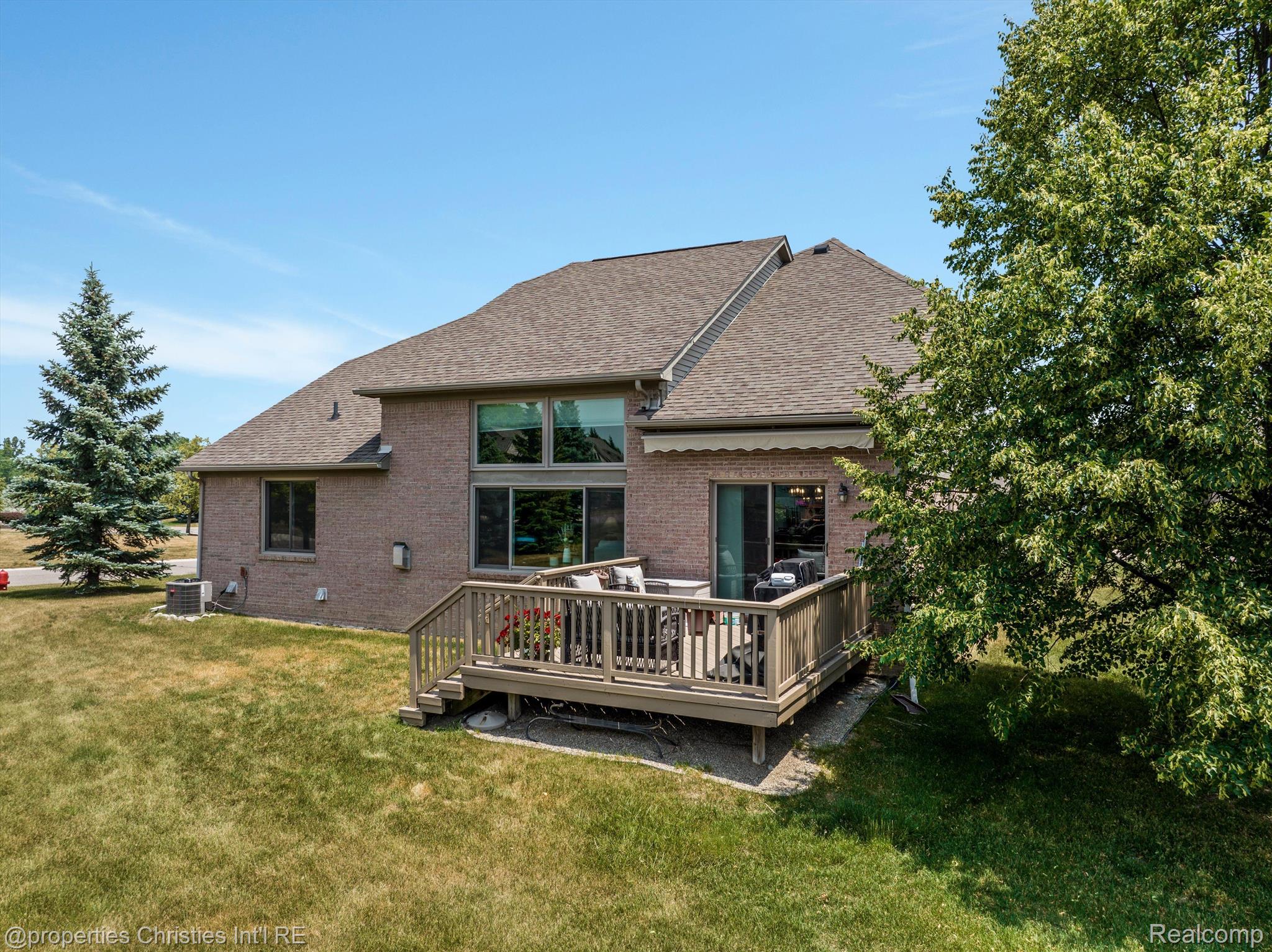 20657 Golf Ridge Circle